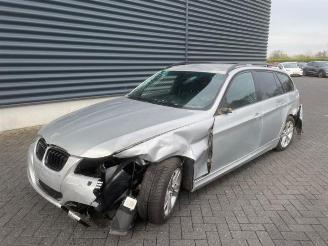 danneggiata veicoli commerciali BMW 3-serie 3 serie Touring (E91), Combi, 2004 / 2012 320d 16V 2009/4