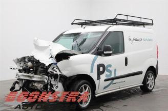 dañado vehículos comerciales Opel Combo Combo, Van, 2012 / 2018 1.3 CDTI 16V ecoFlex 2015/4