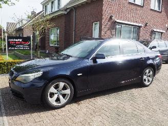 BMW 5-serie 520i Executive picture 1