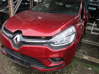 škoda dodávky Renault Clio  2017/1