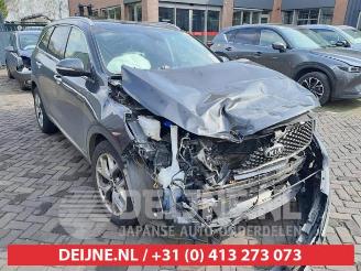 Voiture accidenté Kia Sorento Sorento III (UM), SUV, 2015 / 2020 2.2 CRDi 16V VGT 4x4 2017/9