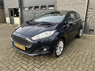 Démontage voiture Ford Fiesta 1.0 Ecoboost CLIMA / NAVI / CRUISE / PDC 2017/2
