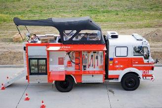 Voiture accidenté Dodge Qashqai Gastro Food Truck RG-13 Fire Service 1980/6