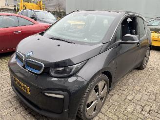 dommages machines BMW i3 125 KW / 42,2 kWh   120 Ah  Automaat 2019/12