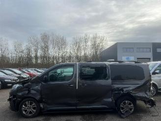 Voiture accidenté Opel Vivaro L2H1 AUTOMAAT  Innovation 75 kWh BJ 2023 36266 KM 2023/3