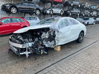 Schade bestelwagen Mercedes Cla-klasse CLA 280 Coupe 2018/4