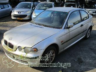 uszkodzony samochody osobowe BMW 3-serie 3 serie Compact (E46/5) Hatchback 316ti 16V (N42-B18A) [85kW]  (06-200=
1/02-2005) 2002/10