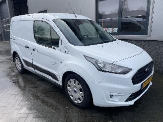 Coche siniestrado Ford Transit Connect 1.5 EcoBlue Trend Automaat 2022/2