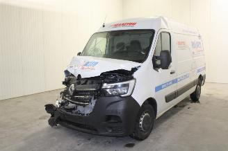 uszkodzony samochody osobowe Renault Master  2021/4