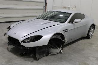 škoda strojů Aston Martin V8 Vantage 2006/7