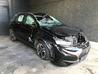 Voiture accidenté Citroën DS 7 Crossback Hatchback 2018 1.5 BlueHDI 130 Hatchback  Diesel 1.499cc 96kW (131pk) FWD 2018/4