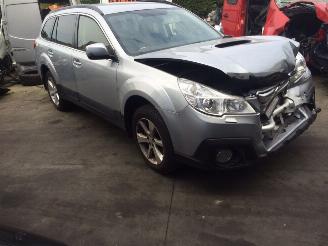 skadebil auto Subaru Outback  2013/1