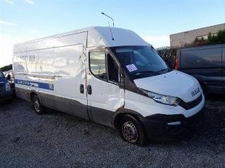 Autoverwertung Iveco Daily  2017/8
