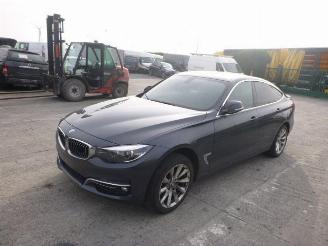 uszkodzony kampingi BMW 3-serie 318D 2019/9