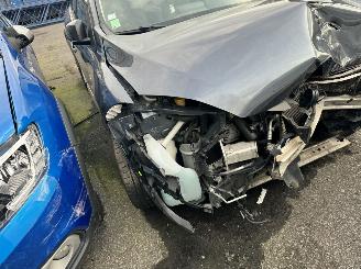damaged commercial vehicles Renault Mégane  2015/12