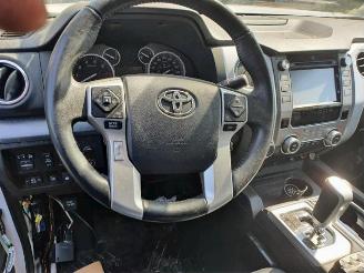 Toyota Tundra  picture 2