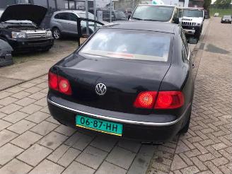 Volkswagen Phaeton  picture 4